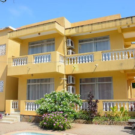 Pawenzi Serviced Apartments Mombasa Eksteriør billede