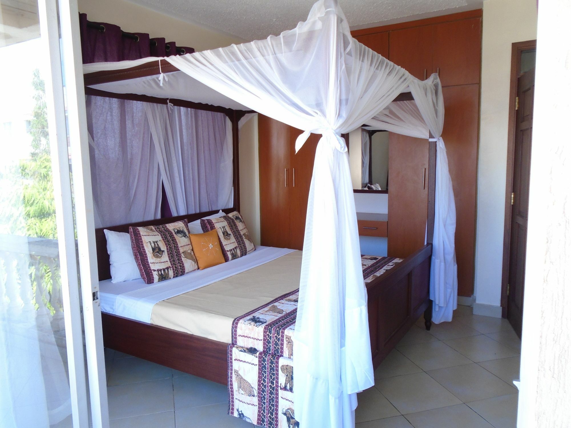 Pawenzi Serviced Apartments Mombasa Eksteriør billede